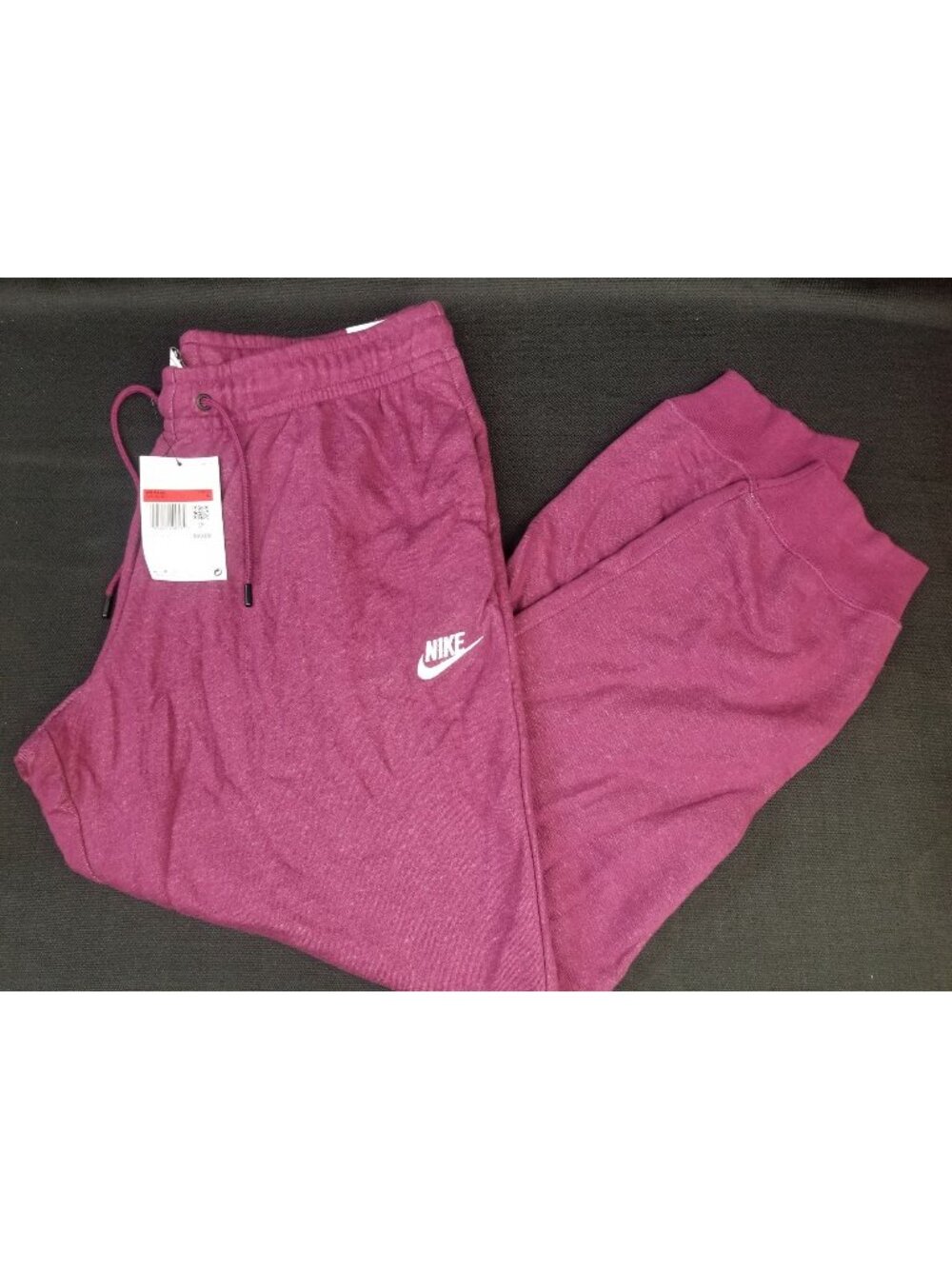 Nike Women's Sportswear Essential Fleece Jogger Purple Size L NEW WITH TAGS!